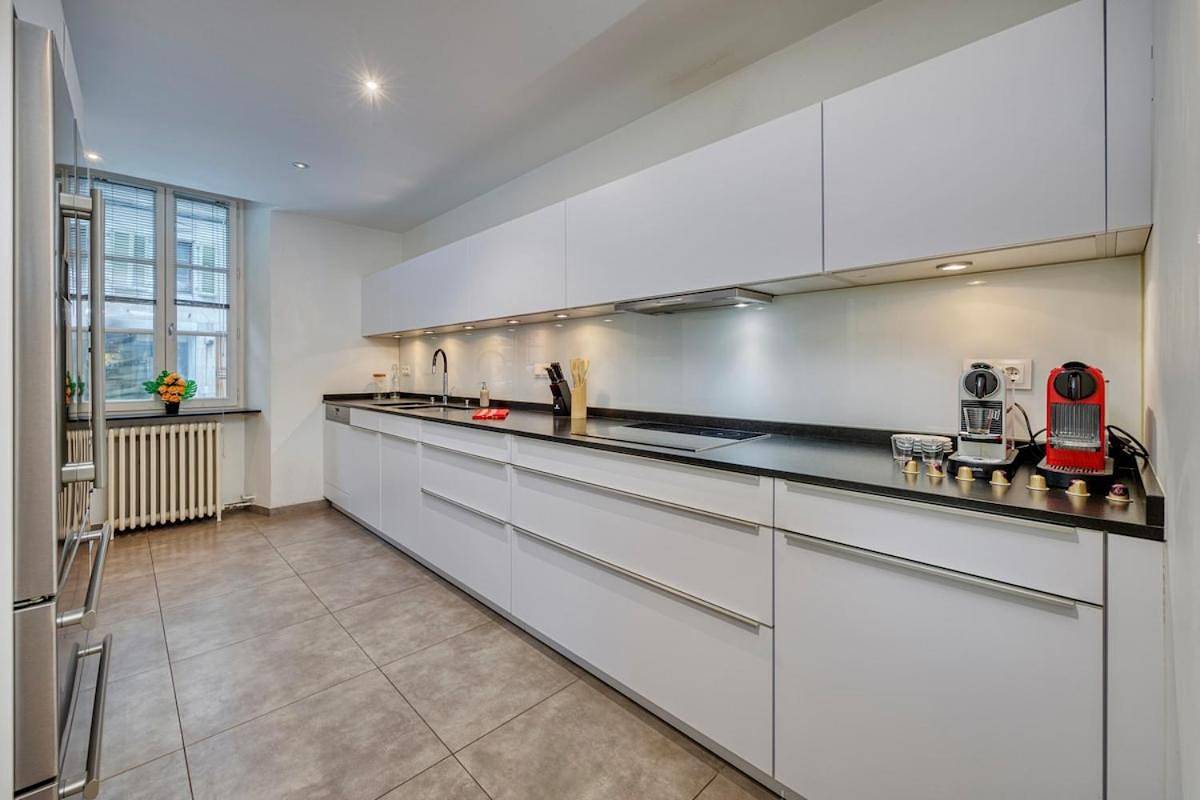 Appartement entier, Double Room with Mountain View in Ferney-Voltaire, Gex