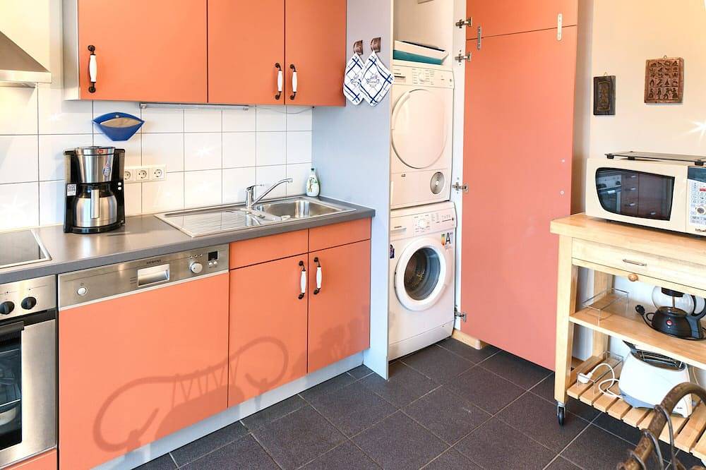 Ganze Wohnung, Ferienwohnung 'Anke' mit Privatterrasse, Balkon und Wi-Fi in Grunern, Staufen im Breisgau
