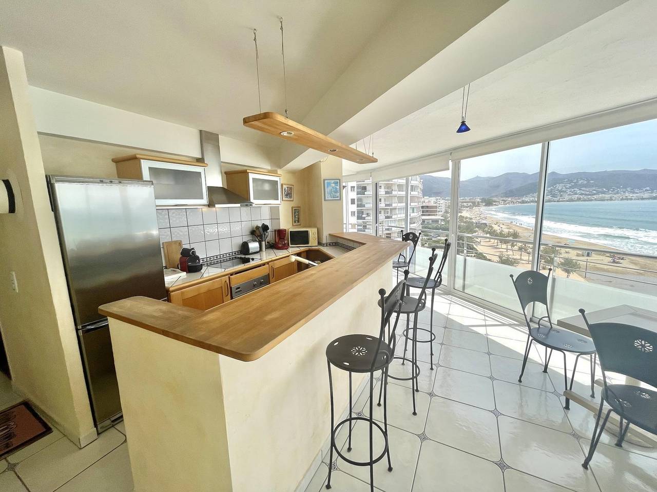 Appartement de vacances entier, Bsa. Superbe appartement à bord de mer in Platja de Sant Margarida (Roses), Roses