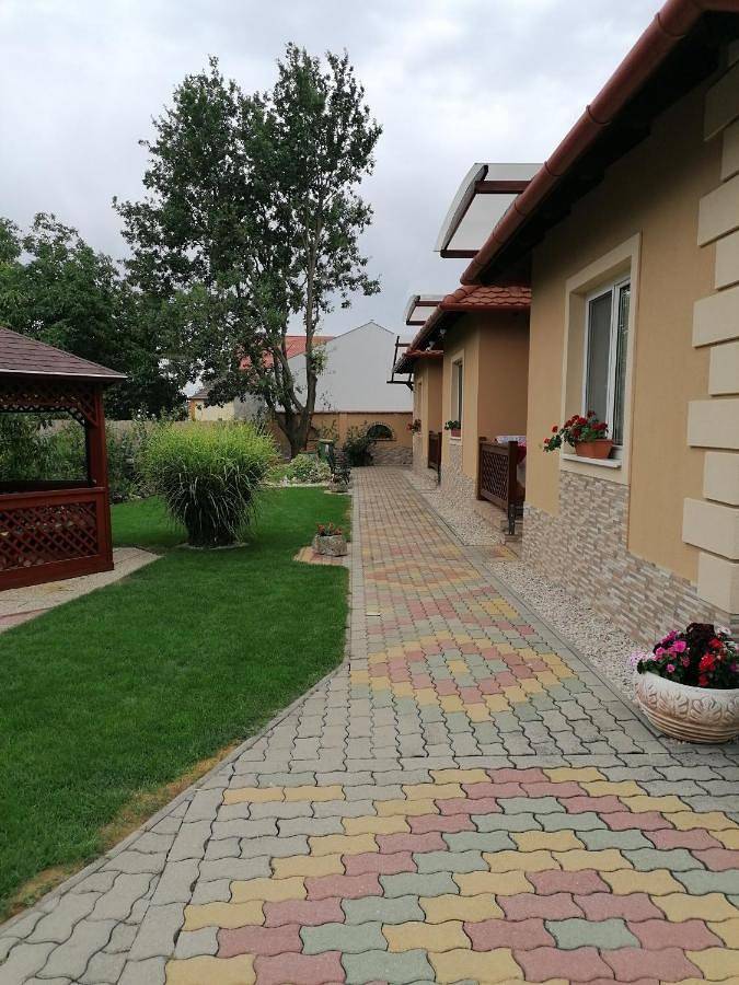 Apartament wakacyjny dla 5 osób, z widok i ogród w Hajdúszoboszló