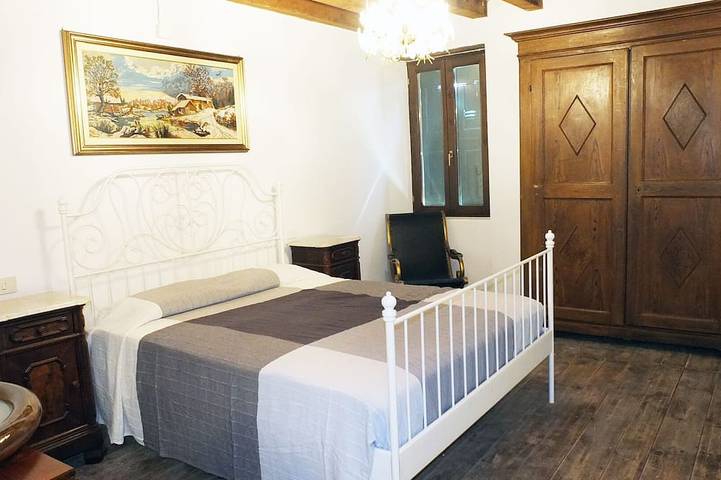 Apartamento entero, Isidoro: apt. de buen gusto, cerca de Peschiera del Garda, rodeado de vegetación in Valeggio sul Mincio, Provincia de Verona