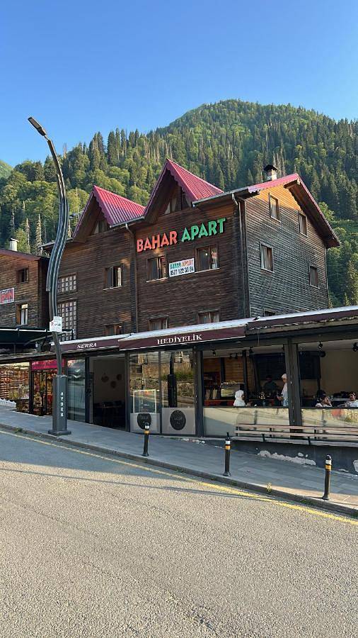 Apartmenthotel für 8 Personen, mit Garten und Ausblick - 1