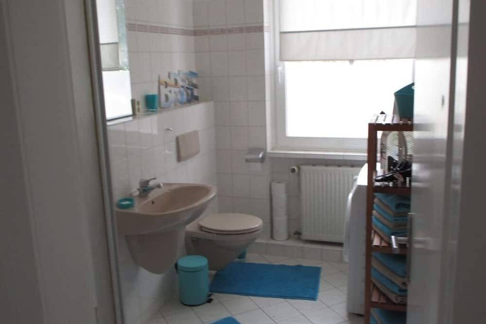 Ganze Wohnung, Kleine aber feine Fewo Meeresbrise für 2 Personen mit Gartenterrasse in Hohenfelde, Südliche Ostseeküste