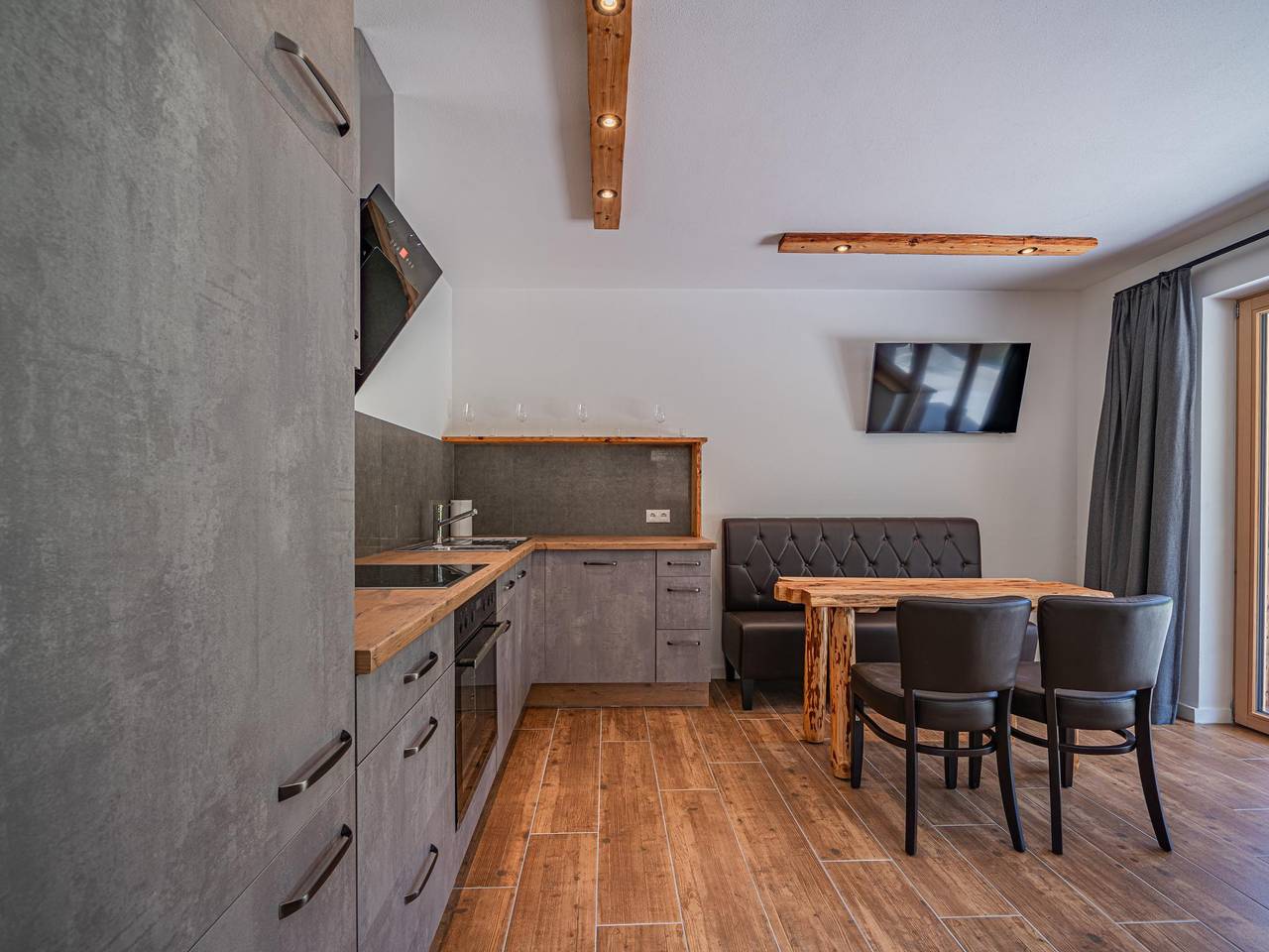 Ganze Wohnung, Gemütlich wohnen am Waldrand von Krimml in Zillertaler Alpen