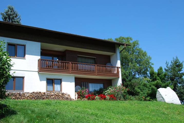 Ferienwohnung für 3 Personen, mit Seeblick und Garten - 1