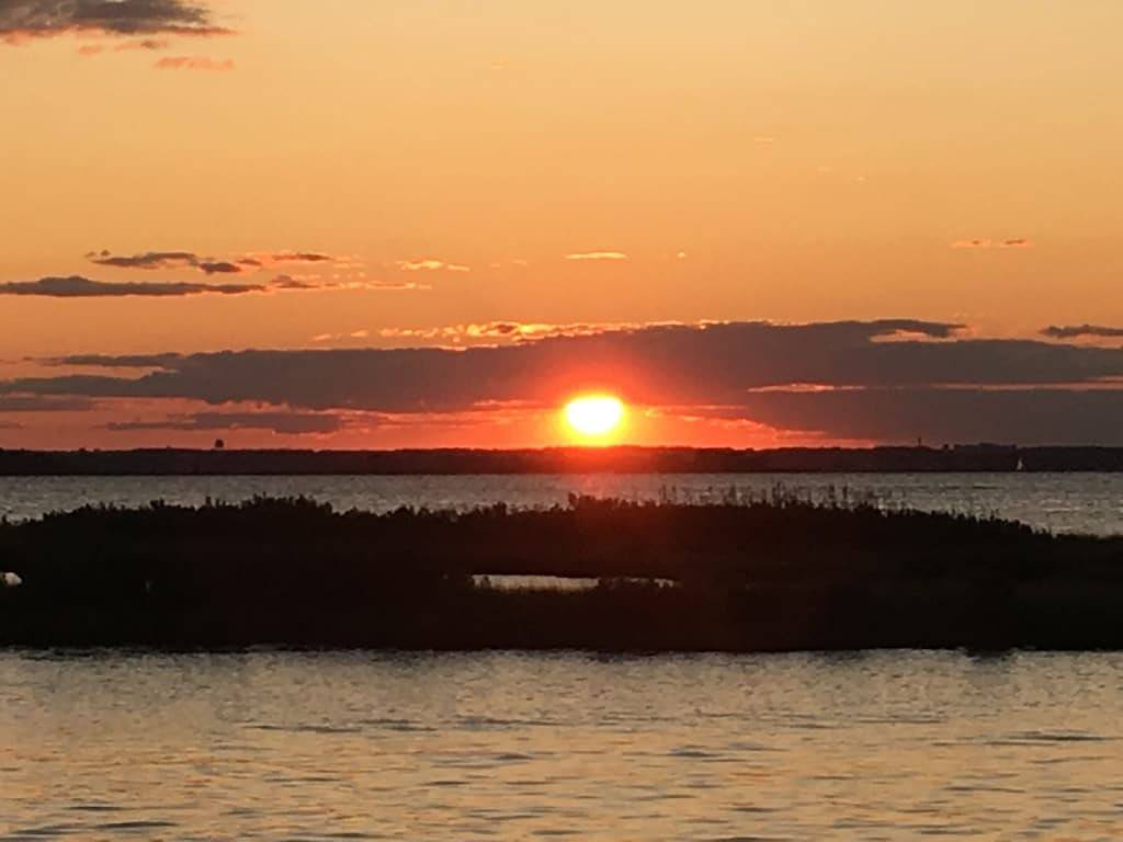 Familienfreundliches Lavallette Haus mit Platz für alle! Sonnenuntergänge gibt es zuhauf! in Toms River, Ocean County