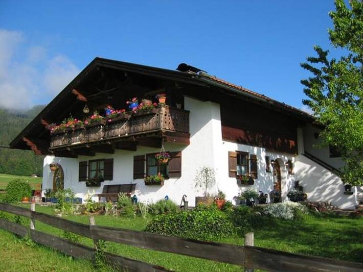 Ferienwohnung für 2 Personen, mit Balkon in der Zugspitzregion