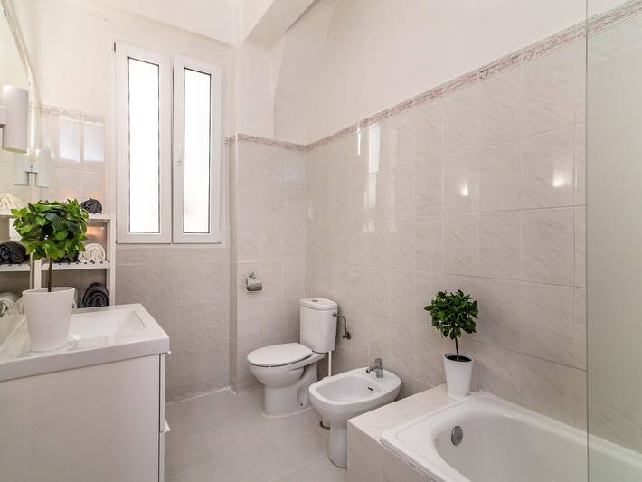 Ganze Ferienwohnung, Ferienwohnung für 5 Personen in Altstadt Málaga, Malaga