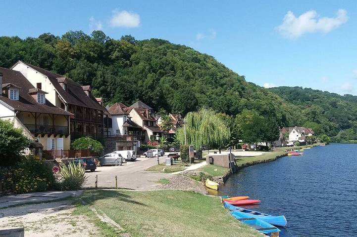 Location de vacances pour 5 personnes, avec Terrasse à Beaulieu-sur-Dordogne