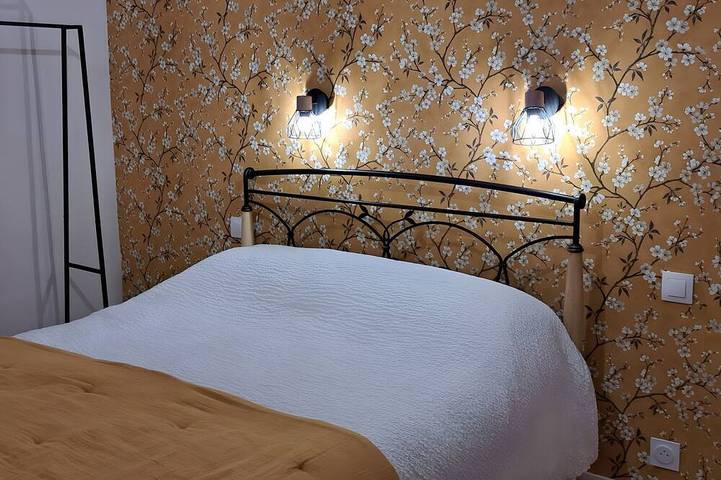 Location de vacances pour 7 personnes, avec jardin à Lison - 3