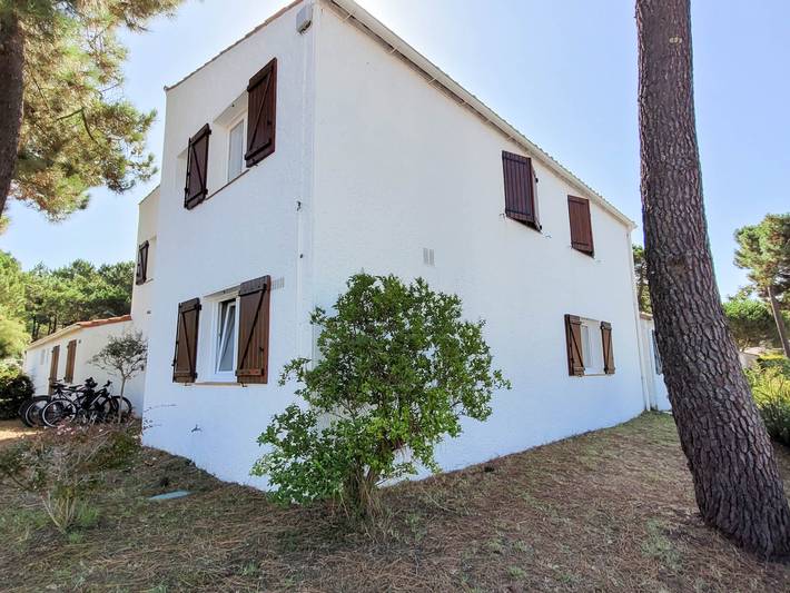 Location de vacances pour 6 personnes, avec terrasse dans Plage de la Palmyre