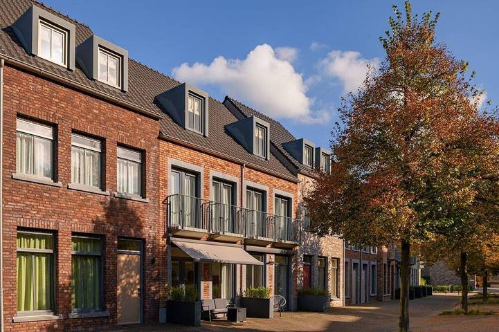 Holiday rental for 2 people, with sauna and balcony as well as garden in Maastricht