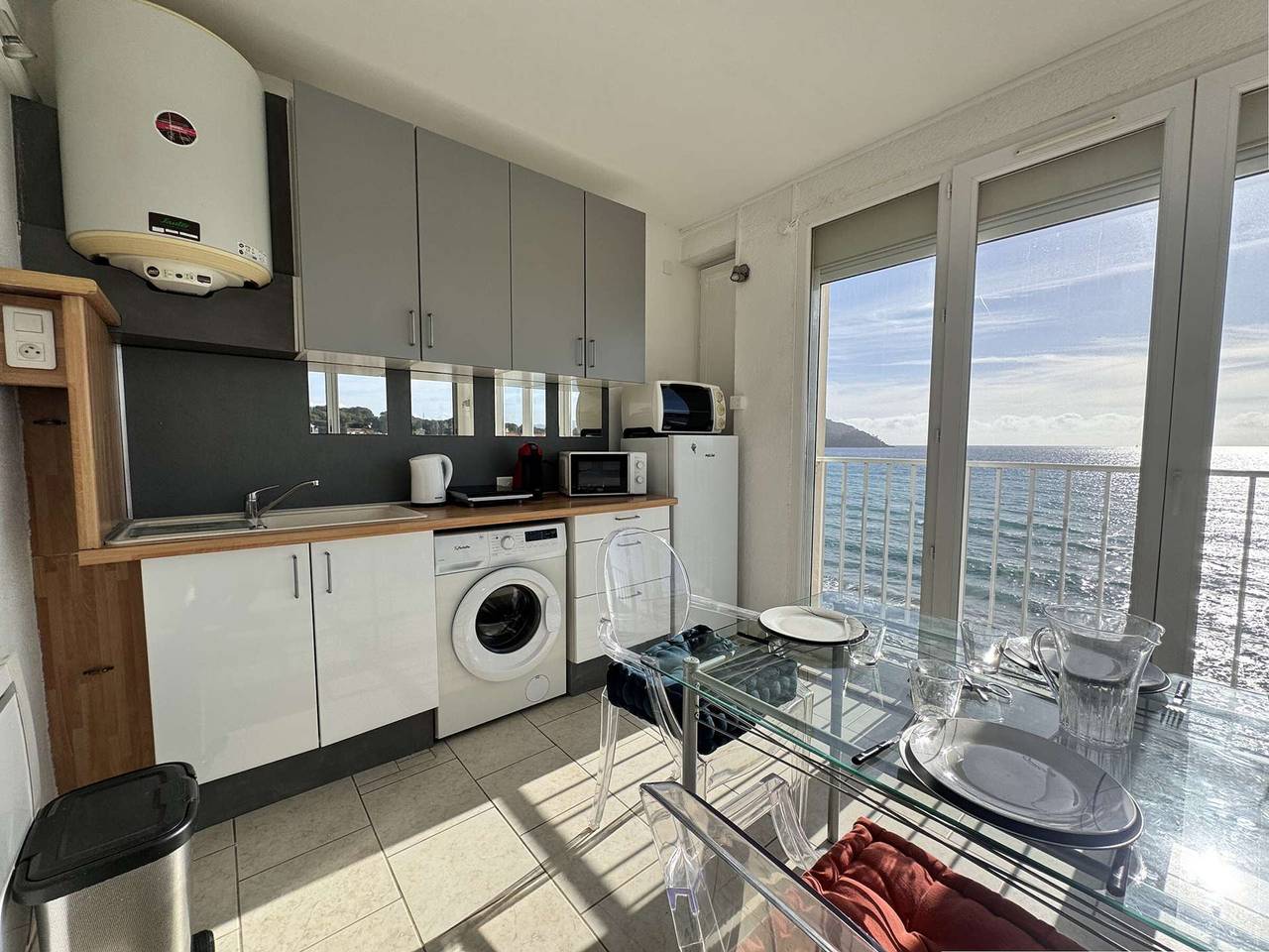 Appartement entier, Studio vue mer imprenable - 2 pers. in Les Lecques, Saint-Cyr-sur-Mer