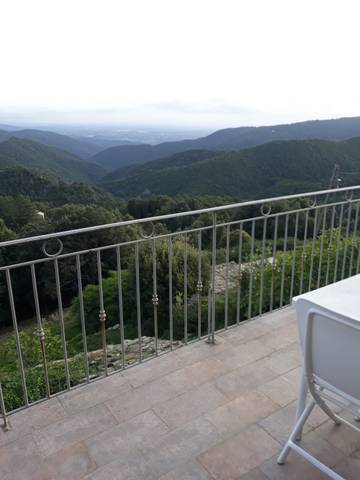 Gîte pour 4 personnes, avec balcon à Isolaccio-di-Fiumorbo