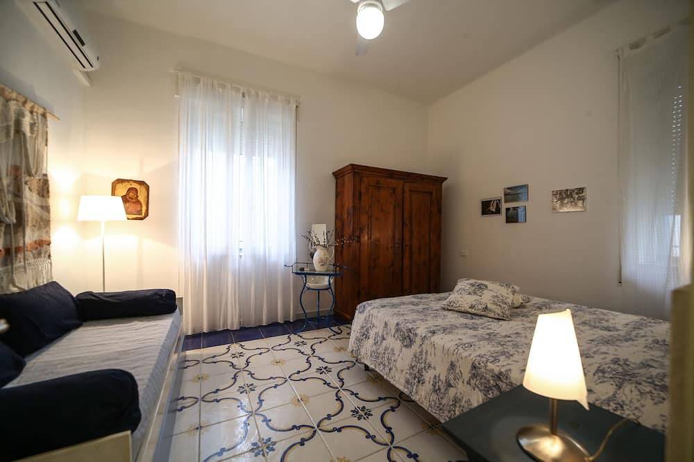 Villa Lucky, nur 50 m vom Strand Punta Prosciutto entfernt in Porto Cesareo, Golf von Tarent