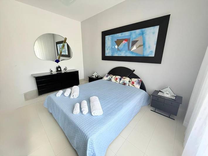 Ferienwohnung für 6 Personen, mit Balkon und Ausblick, kinderfreundlich in Marina di Ragusa