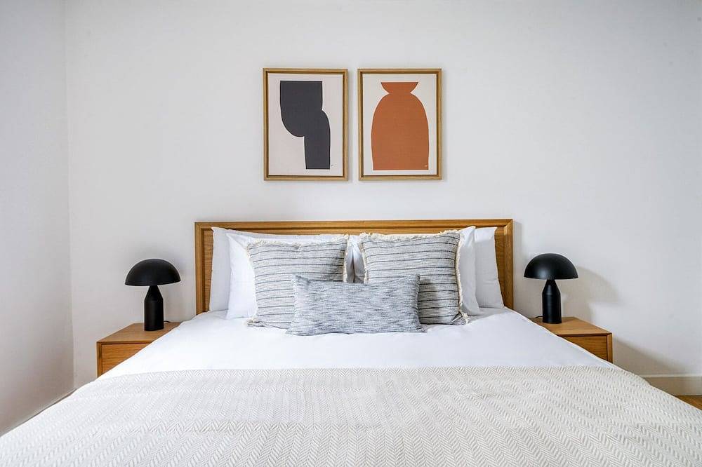 Apartamento entero, Fitzrovia 2Br on Tottenham Crt Rd, nr. Oxford Str. Shops, by Blueground in Camden, Londres