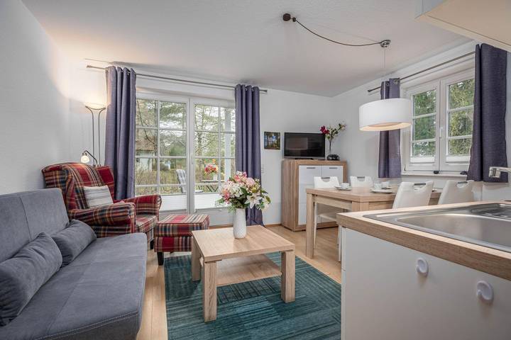 Ferienwohnung für 2 Personen, mit Terrasse in Zingst - 2