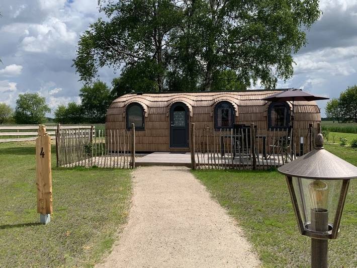 Camping voor 4 personen, with Whirlpool and Terras as well as Sauna in Nedersaksen