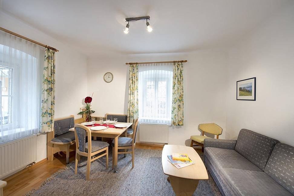 Ganze Ferienwohnung, Apartment/2 Schlafräume/Dusche, Wc in Bad Hofgastein, Ski Amadé