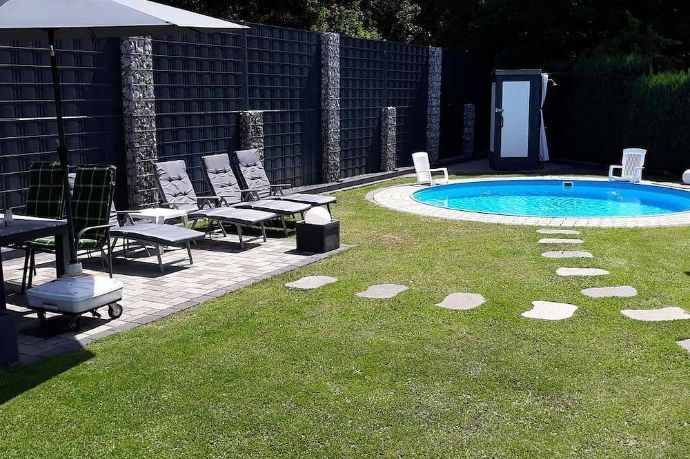 Ganze Wohnung, Ferienwohnung Meyer - 4-Bettappartement/Fewo, Dusche, Wc, 1 Schlafraum in Mähren, Westerwald