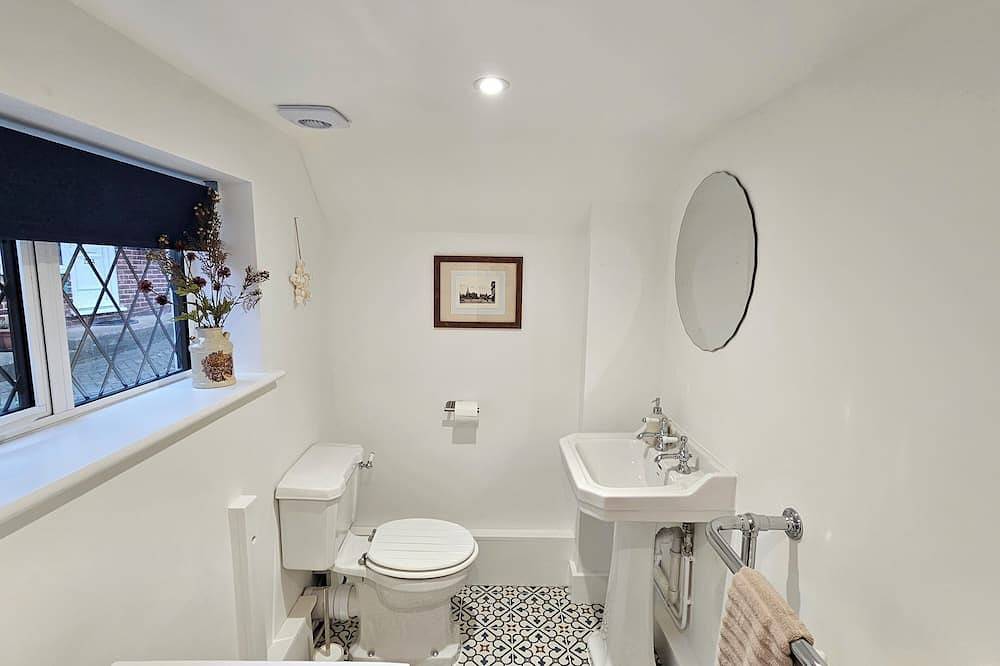 Beautiful historic cottage pets welcome in Birchington, Kent
