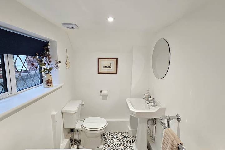 Beautiful historic cottage pets welcome in Birchington, Kent