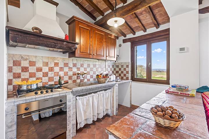 Appartement entier, Sorgenti Pitigliano 2 with Shared Pool and Terrace in Pitigliano, Province de Grosseto