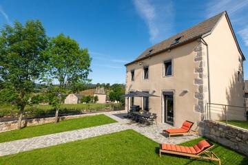 Gîte pour 8 personnes, avec jardin à Brion (Lozère)