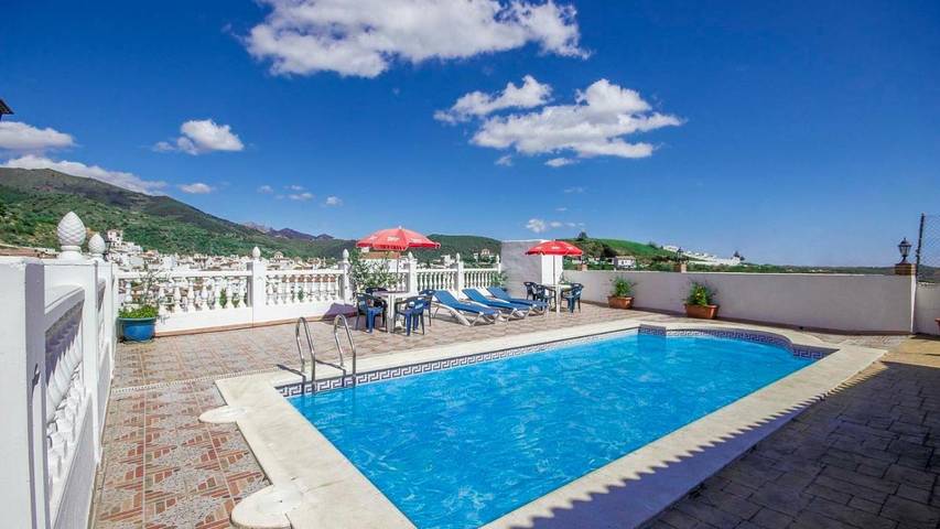 Casa rural para 6 personas, con jardín y piscina en Sedella - 3