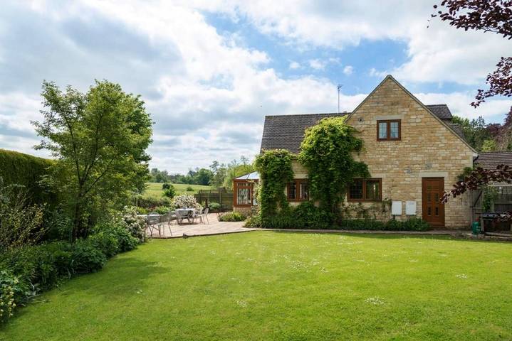 Holiday rental for 10 people, with Terrace and Garden as well as View in Winchcombe
