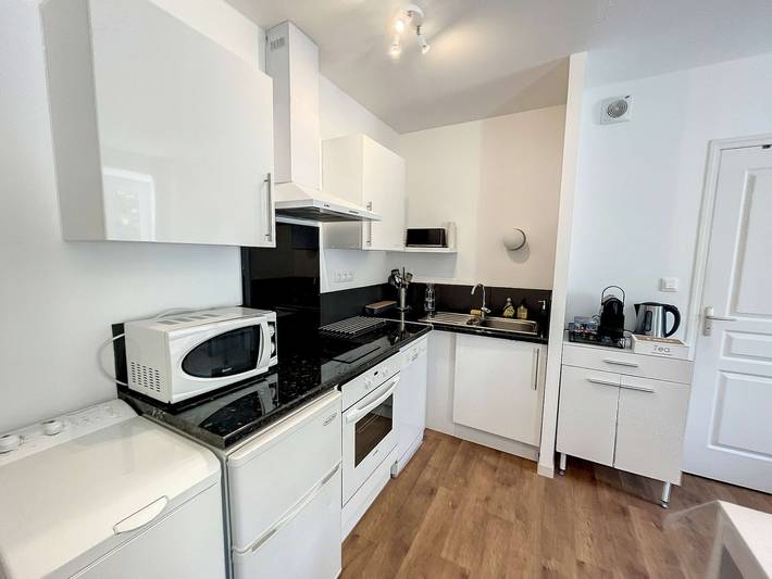Apartamento entero, Apto acogedor con ascensor a 150m de la playa y casino, wifi gratis in Granville, Côte de la Déroute