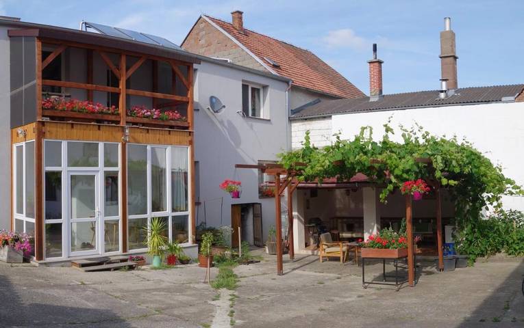 Gästehaus für 2 Personen, mit Terrasse in Mörbisch am See