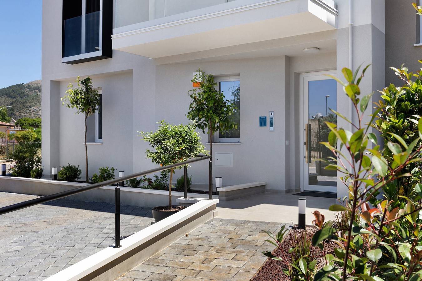 Entire apartment, Apartment 'Scirocco' with Balcony, Wi-Fi and Air Conditioning in Santa Flavia, Palermo Province