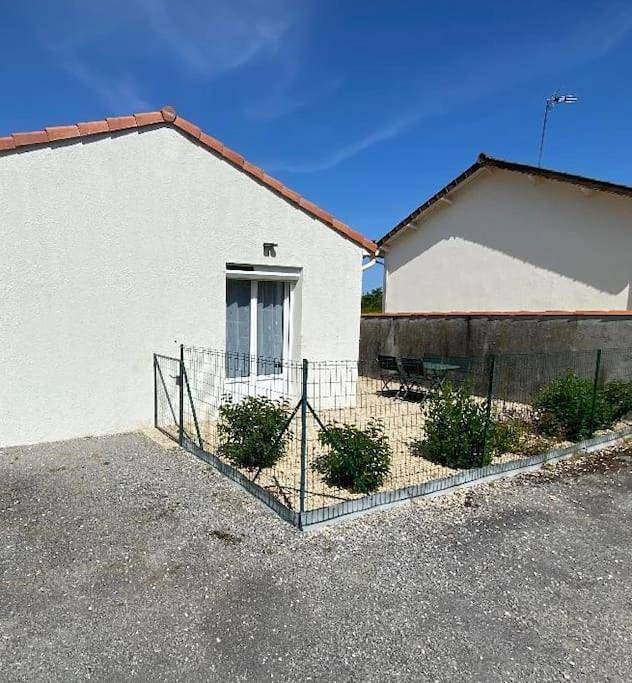 Location de vacances pour 4 personnes, avec terrasse à Chasseneuil-du-Poitou - 3