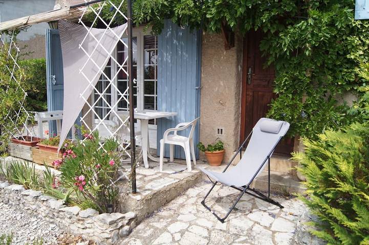 Appartement de vacances pour 3 personnes, avec piscine et jardin - 1