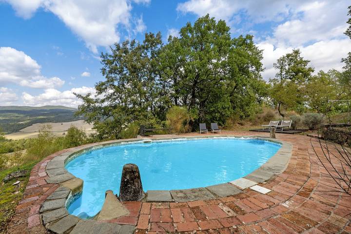 Hel lägenhet, Apartment 'Nascondiglio -Agriturismo Timignano' with Mountain View, Shared Pool in Casole d'Elsa, Siena provins