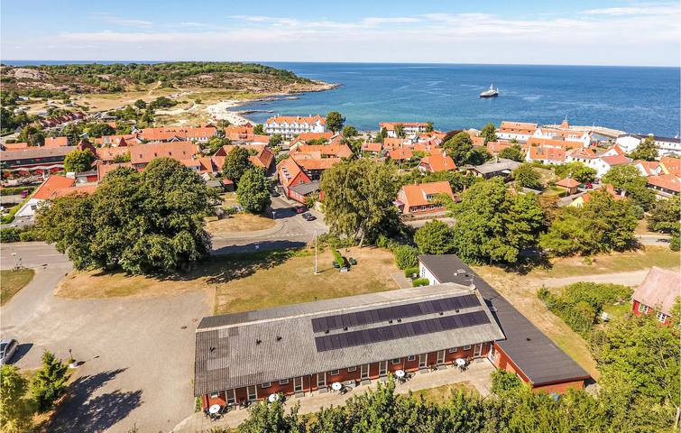 Ferielejlighed for 3 personer, med Terrasse i Sandvig
