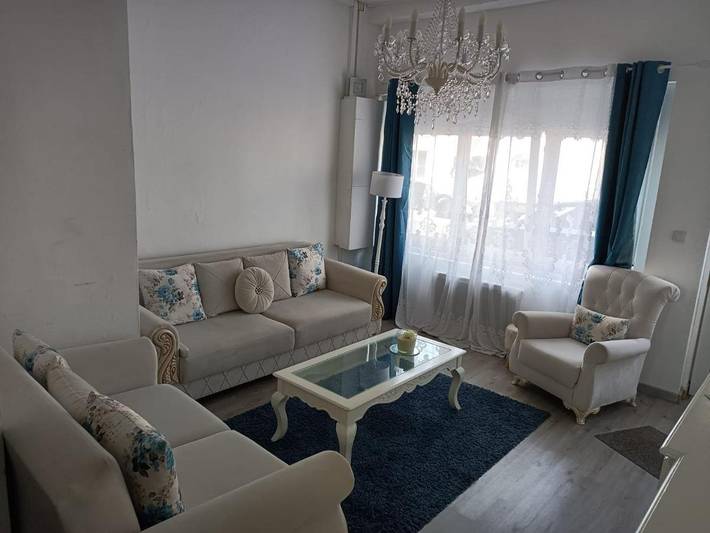 Gîte pour 8 personnes, avec Terrasse et Jardin à Maubeuge