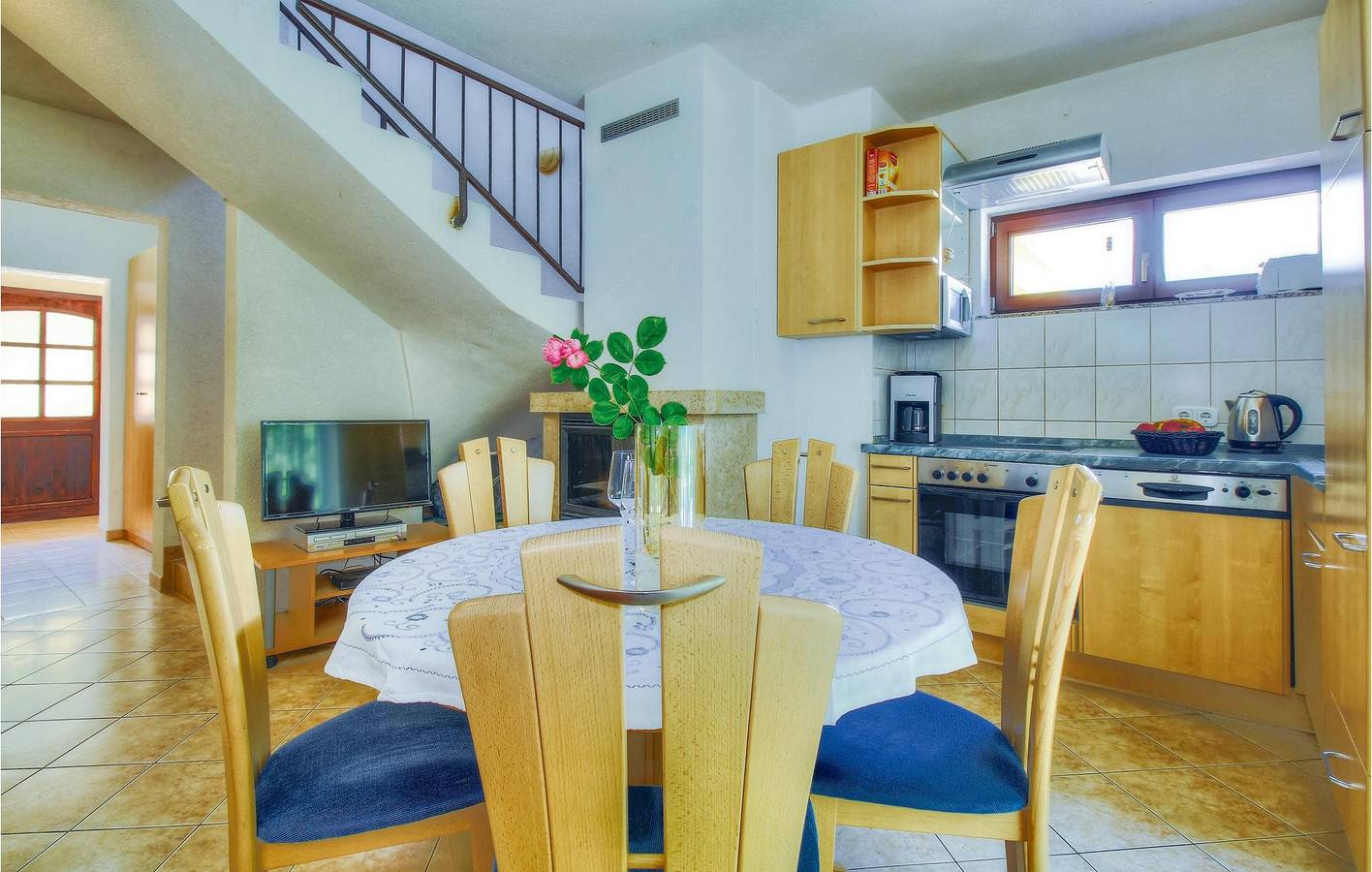 Ferienhaus für 10 Personen mit Terrasse in Kaštel (Plovanija), Buje