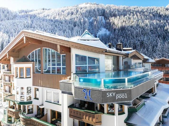 Hotel für 2 Personen, mit Terrasse und Sauna sowie Pool und Ausblick, mit Haustier am Hintertuxer Gletscher