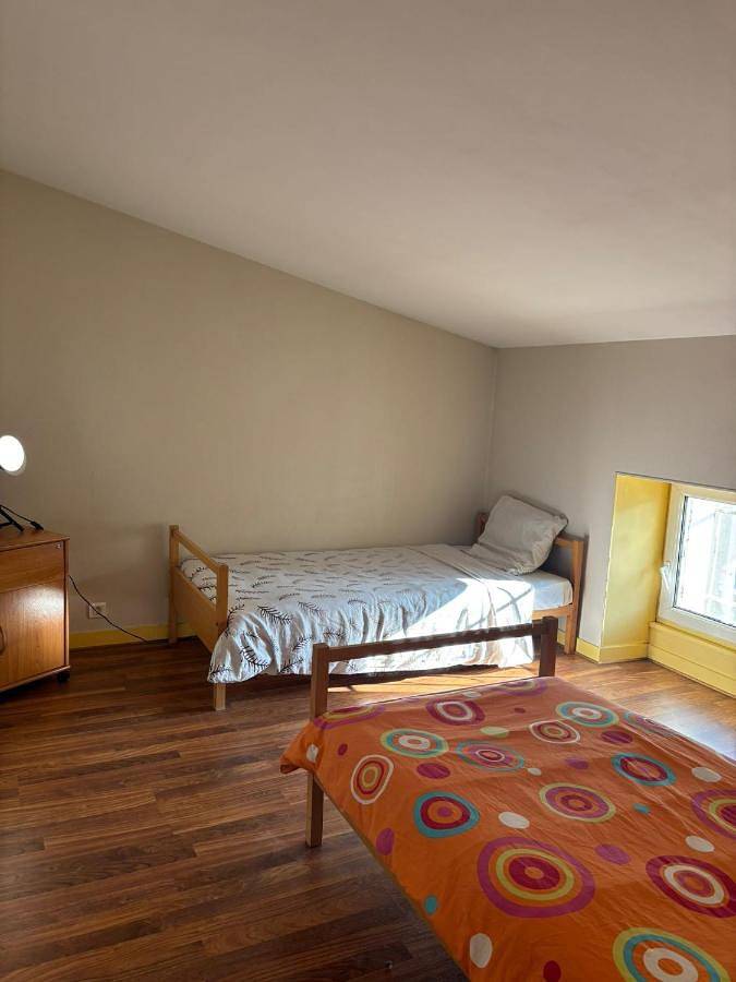 Gîte pour 5 personnes, avec terrasse, animaux acceptés à Chef-Boutonne - 2