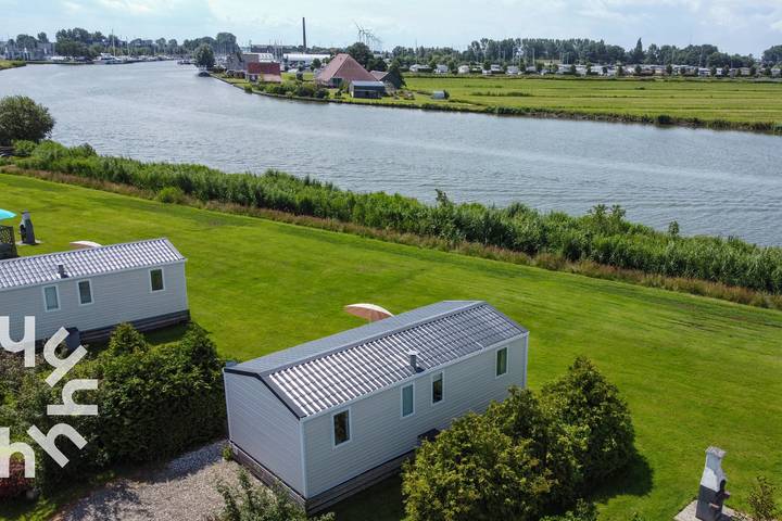 Chalet für 6 Personen, mit Terrasse und Garten