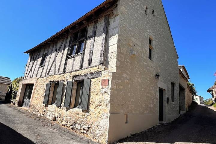 Location de vacances pour 4 personnes, avec Terrasse et Jardin à Sadillac