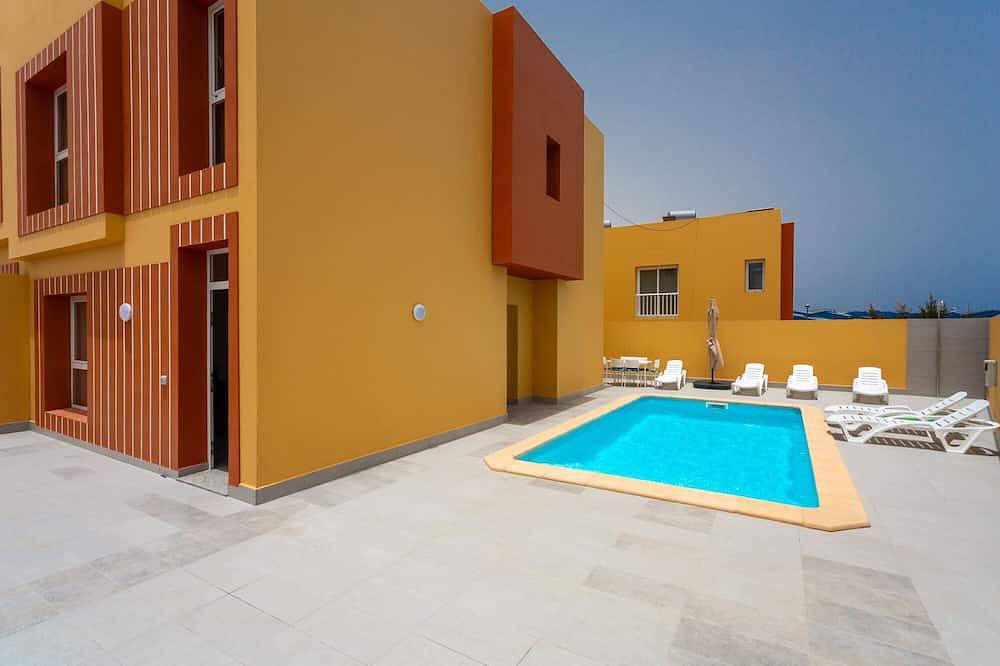 Butterflies Pool 4 Tranquility And Relaxation in Puerto del Rosario, Fuerteventura