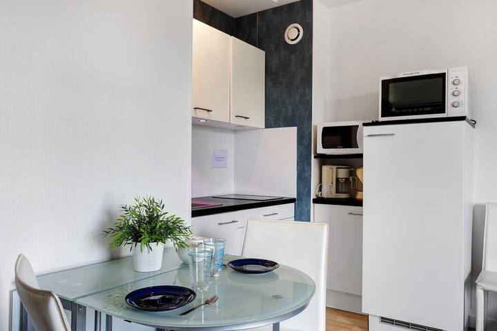 Hel studio-lejlighed, Apartment 'À 50 M. De La Plage' in Saint-Jean-de-Monts, Vendée