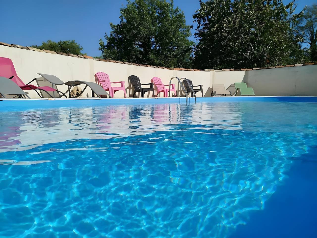 Gîte Les Racines de Lili avec piscine privée, terrasse et Wi-Fi à Cieurac in Cieurac, Quercy