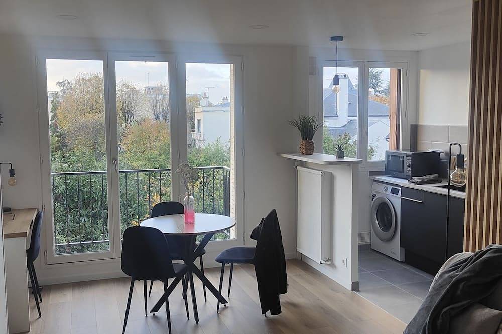 Apartamento entero, Grand Studio Proche de Paris in Saint-Maur-des-Fossés, Valle del Marne