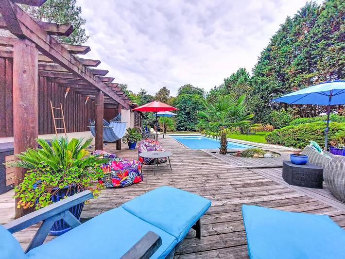 Location de vacances pour 8 personnes, avec terrasse et piscine à Saint-Vincent-de-Paul - 2