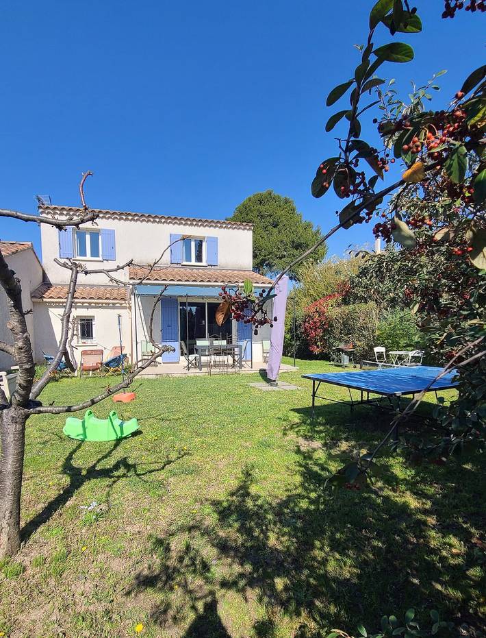Maison de vacances 'La Maison Aux Mille Jeux' avec jardin, Wi-Fi et climatisation in Sablet, Vaucluse